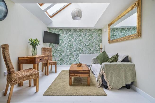 Open Plan Reception Room