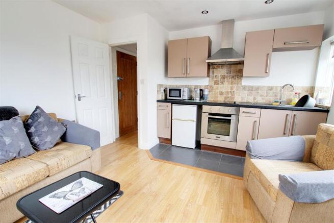 Flat 3 kitchen