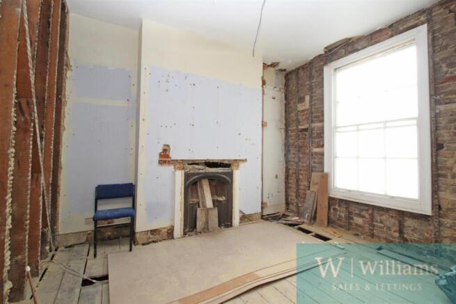 1st Floor Rear