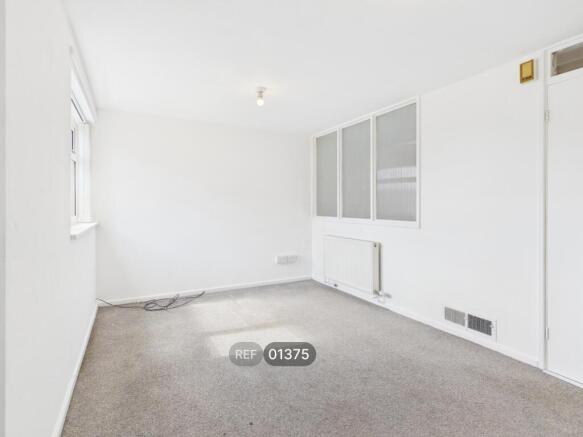 3 bed Not Specified to rent Image 9