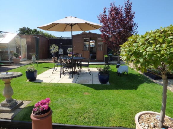 Photo 12
