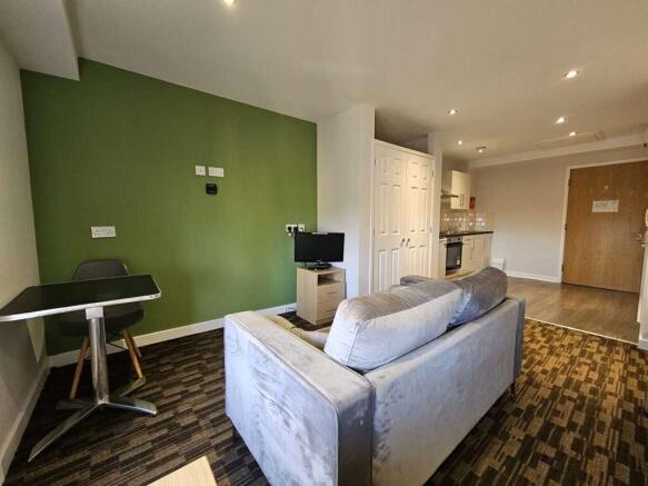 Flat_27_Gladstone_Buildings