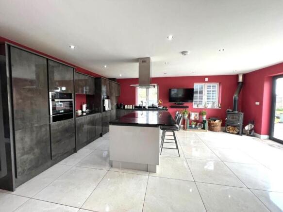 Kitchen/Dining Room