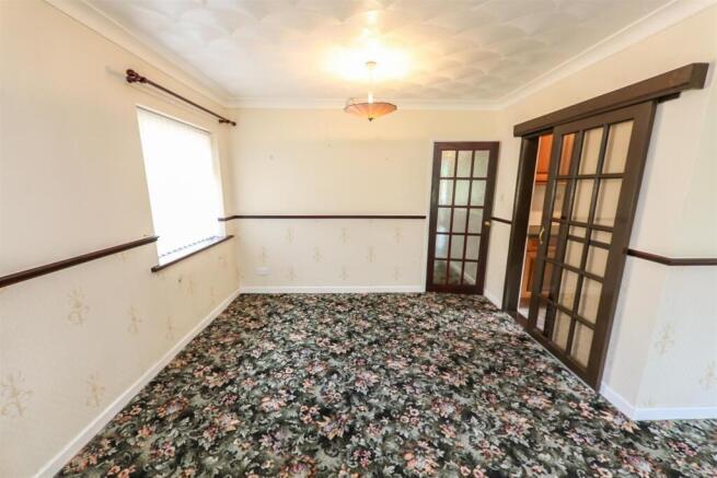 3 bed Detached Bungalow for sale Image 5