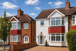 64a, Mayfield Gardens, London W7 3RH