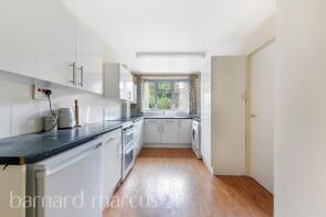 48, Newnes Path, London SW15 5JB