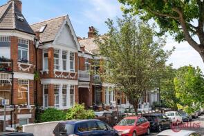 32, Rosebery Gardens, Hornsey, London N8 8SH