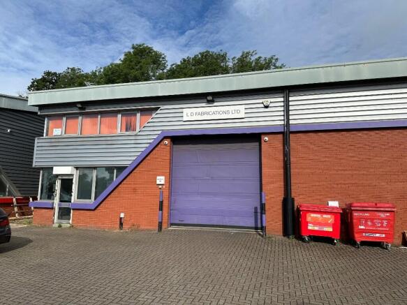 Photo 1