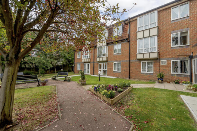 8396834-exterior02