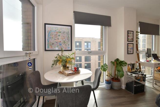 Lounge/Kitchen /Dining Room