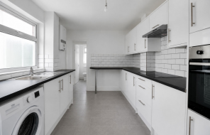 99, Crescent Road, London SE18 7AH
