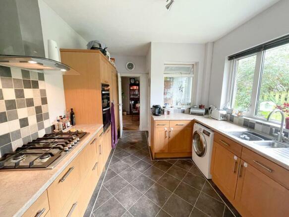 BREAKFAST KITCHEN
