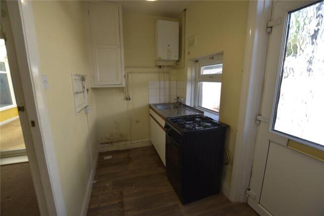 3 bed Semi-Detached for sale Image 4