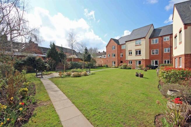 37montcgdns.jpg