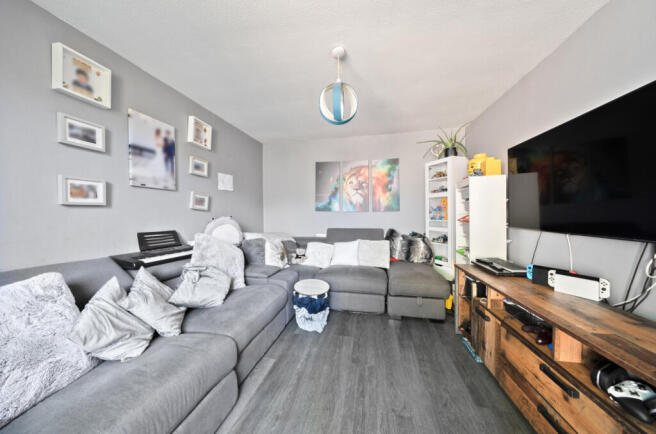 1289835-14-682486...