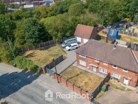 4 bed Semi-Detached for sale in south elmsall
