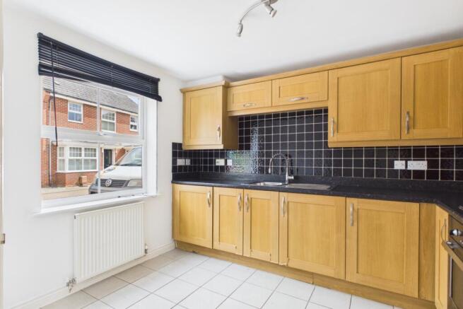 EweMove - Hillside Gardens - Kitchen