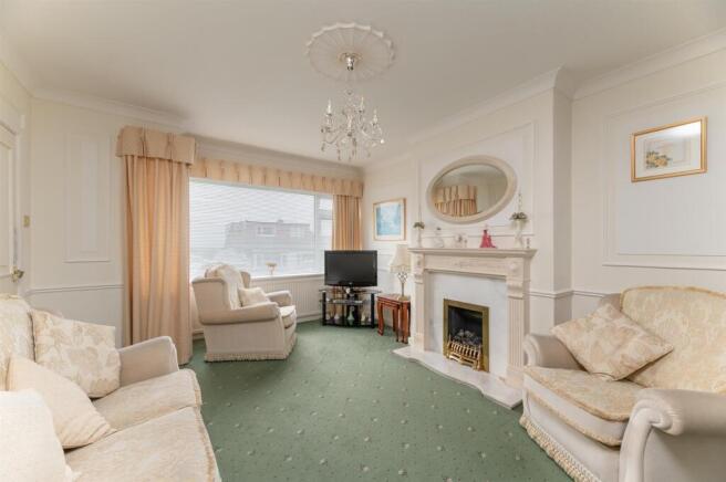 3 bed Semi-Detached for sale Image 7