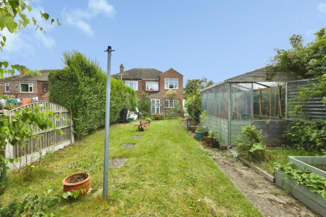 3 bed Semi-Detached for sale Image 11