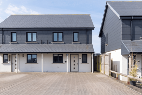 16, Bishops Court, Haverfordwest SA62 6NR