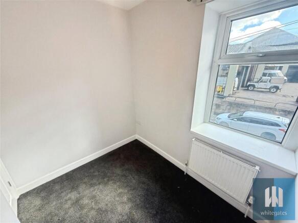 2 bed Terraced to rent Image 11