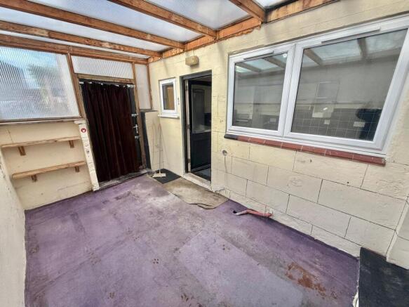 3 bed Terraced for sale Image 11