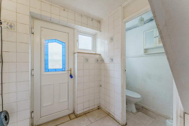 3 bed Semi-Detached for sale Image 6