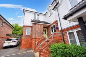 8, Apple Tree Close, High Wycombe HP13 7PE