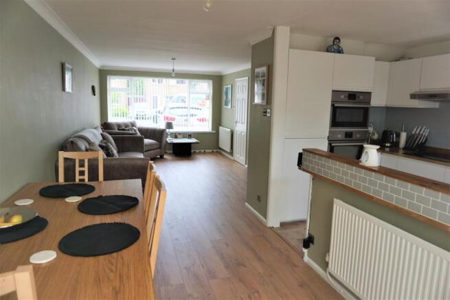 Kitchen/Dining Room
