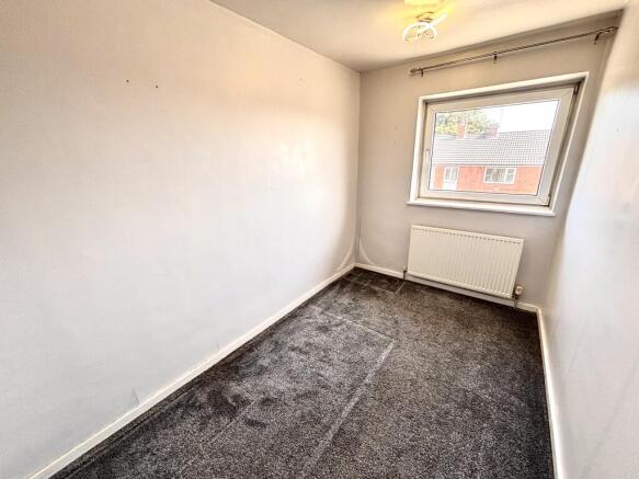 3 bed House to rent Image 12