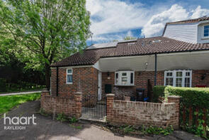33, Stokefelde, Basildon SS13 1NH