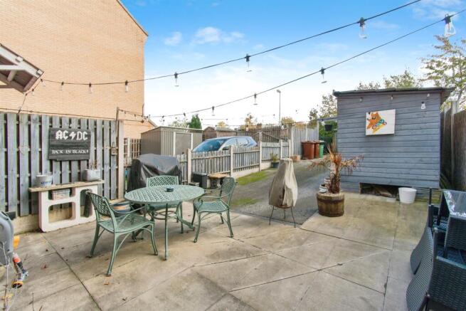 2 bed Semi-Detached for sale Image 12