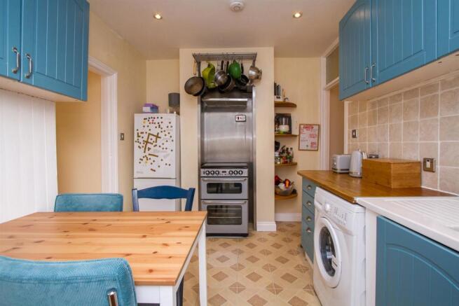 kitchen 3.jpg
