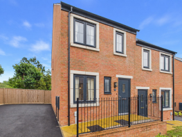 11, Carriage Drive, Darley Dale DE4 2QS