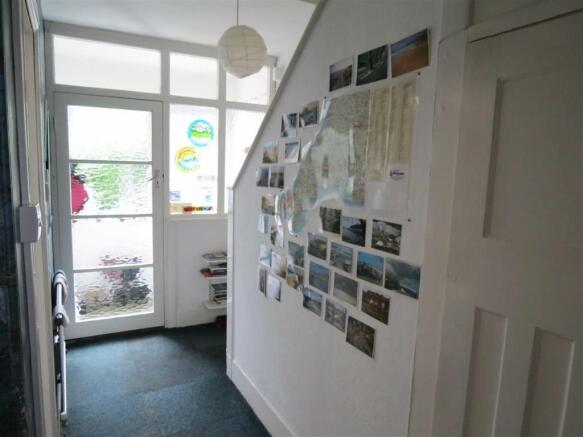 Entrance Vestibule: