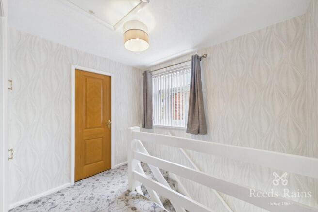 3 bed Semi-Detached for sale Image 11