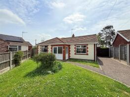 26, Nightingale Close, Scratby, Great Yarmouth NR29 3NR