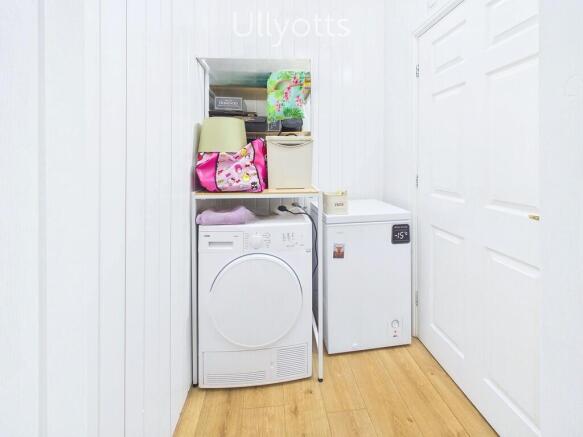 3 bed Terraced for sale Image 8