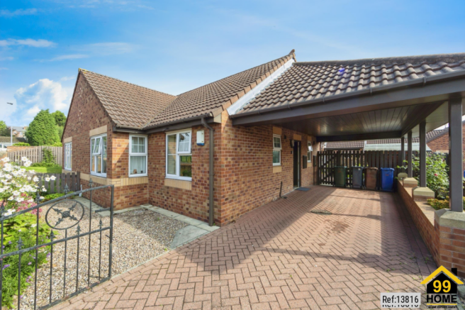 2 bed Semi-Detached Bungalow for sale Image 3