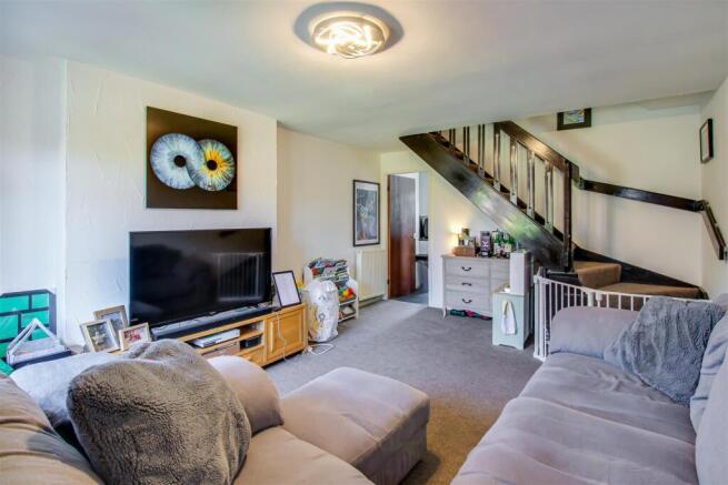 2 bed Semi-Detached for sale Image 4