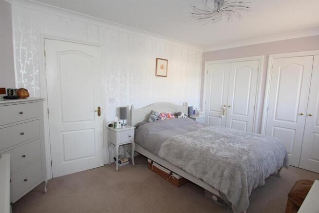 Bedroom 1 En-suite