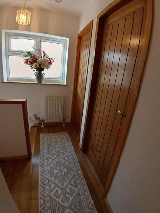 2 bed Semi-Detached for sale Image 10