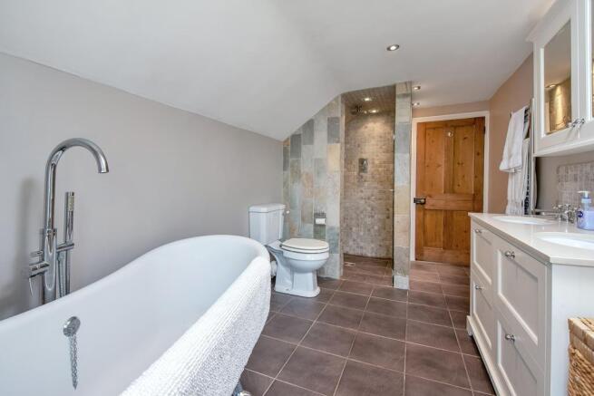 BATH/WET ROOM