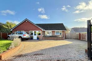 Hialeah, Verwood Road, Wimborne BH21 6RW