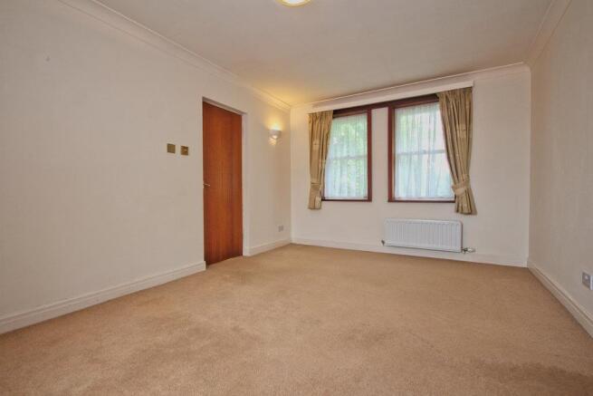 5 Kings Court COTTINGHAM (4)_lzn.jpg