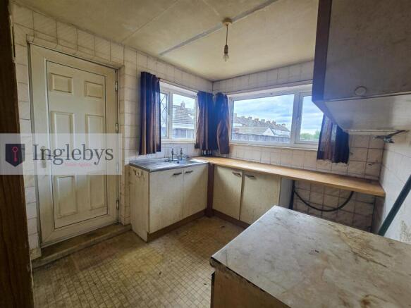 3 bed Terraced for sale Image 4