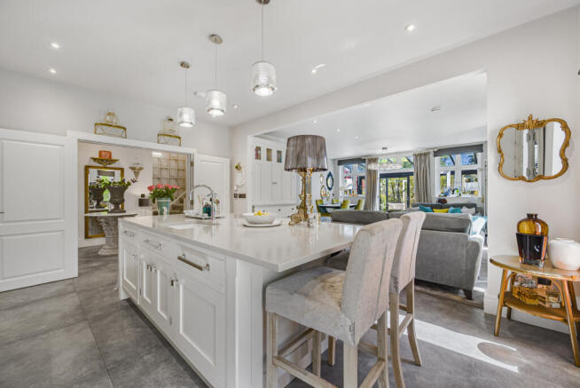 Kitchen/Living Area