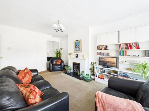 CAM05192G0-PR0169-STILL018