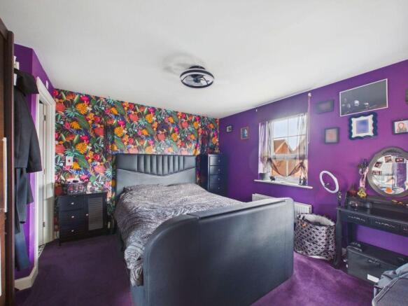 4 bed Detached for sale Image 4