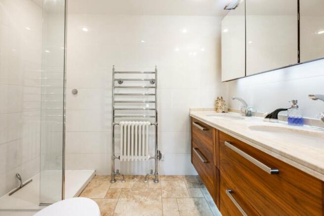 Principal Ensuite